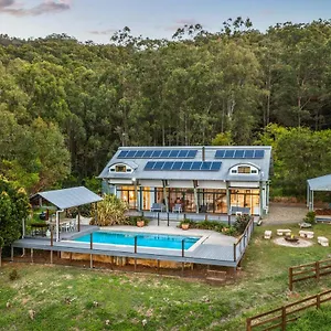 https://the-farm-on-razorback-ridge.queenslandhotels.net