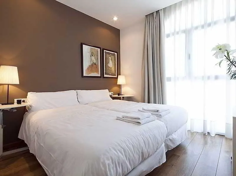 Inside Barcelona Apartments Sants 0*,
