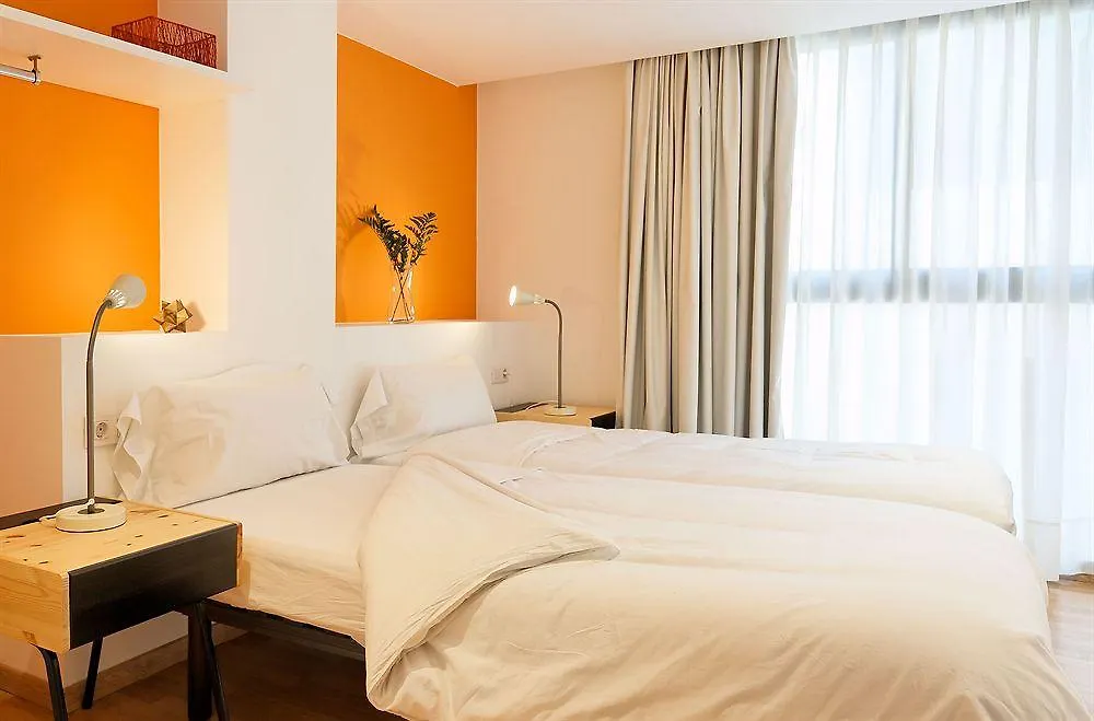 Inside Barcelona Apartments Sants 0*,