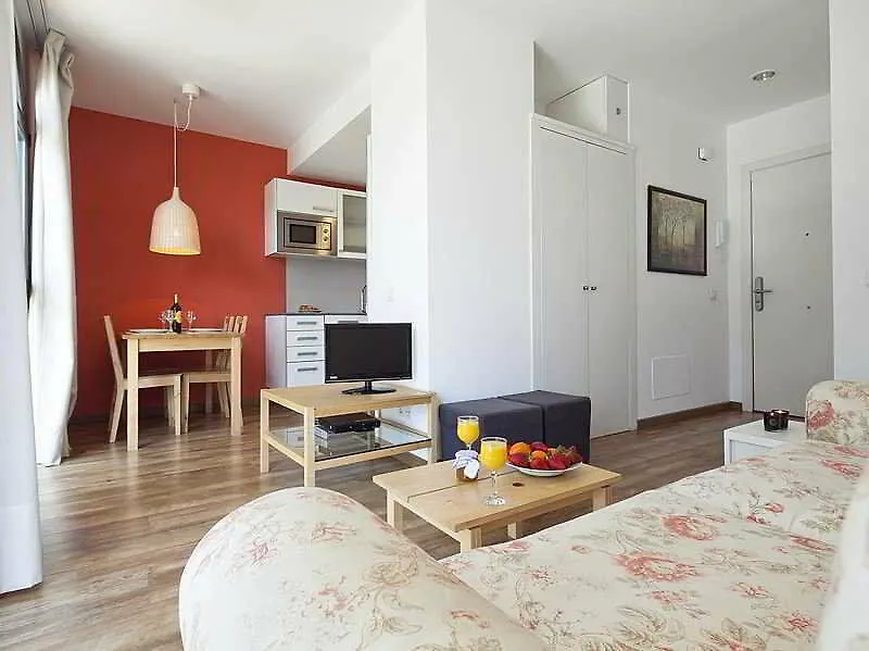 Inside Barcelona Apartments Sants 0*,  İspanya