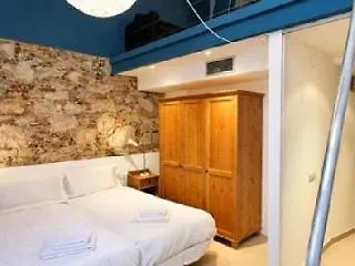 Inside Barcelona Apartments Sants