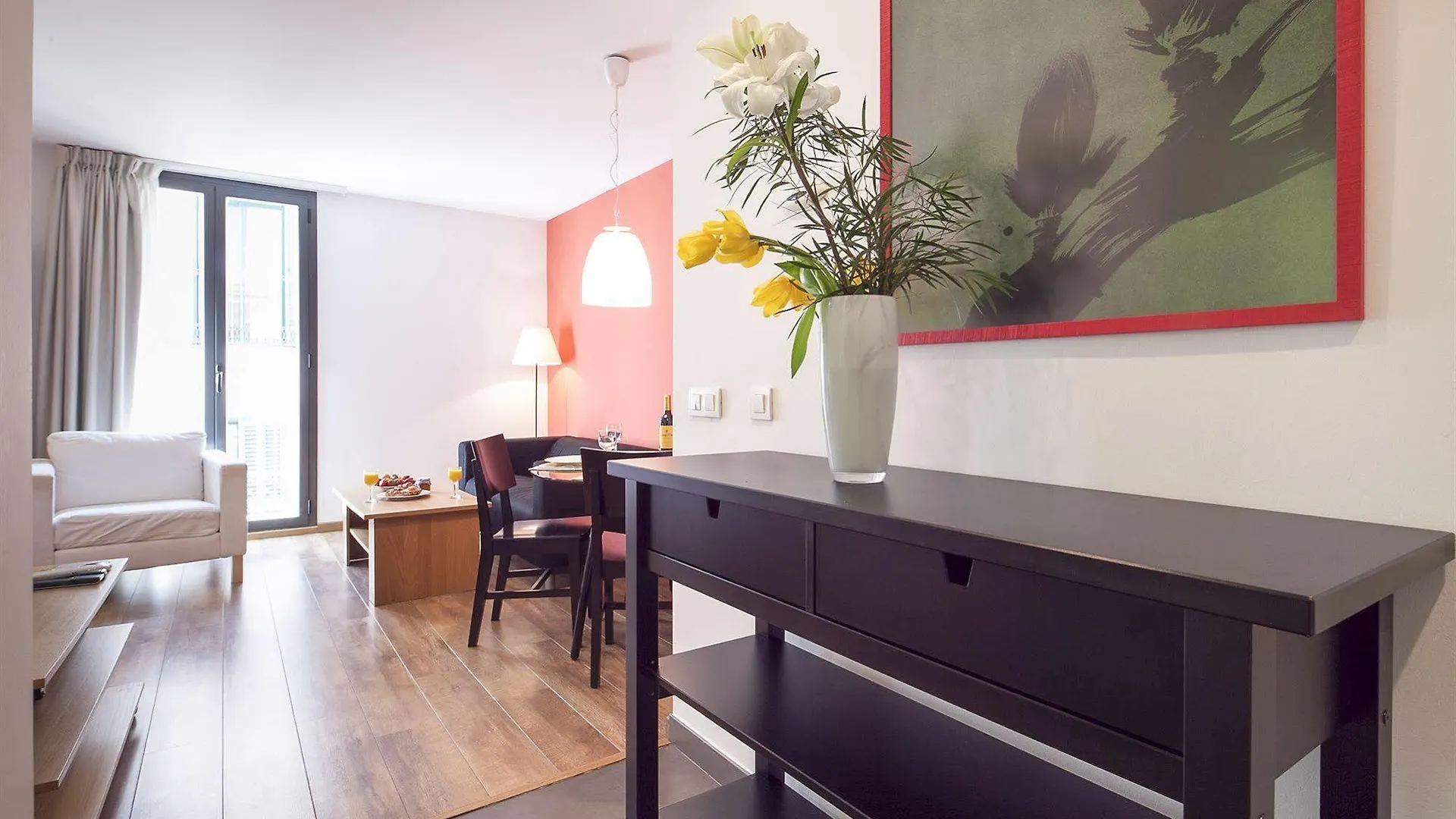 Inside Barcelona Apartments Sants