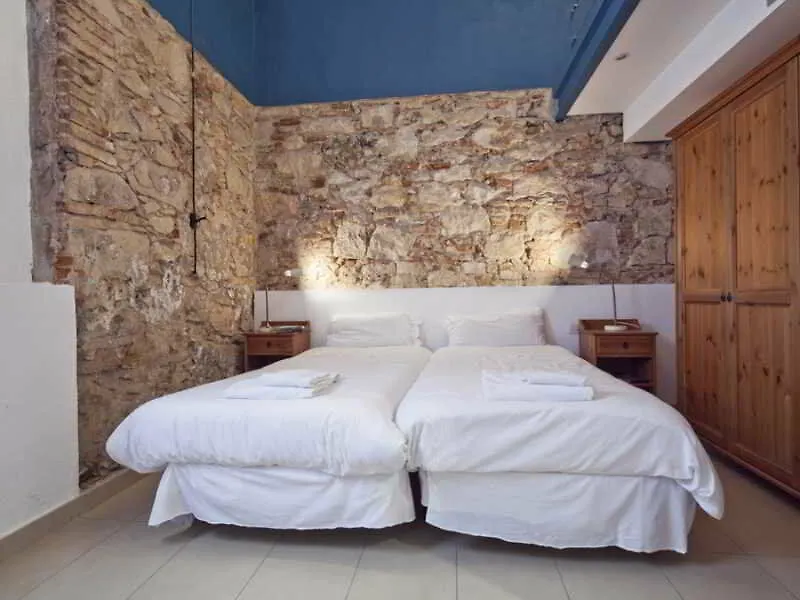 Inside Barcelona Apartments Sants